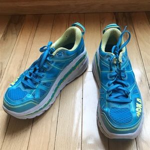 Hoka One One
